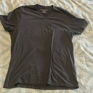 Aeropostale XL gray v neck t shirt